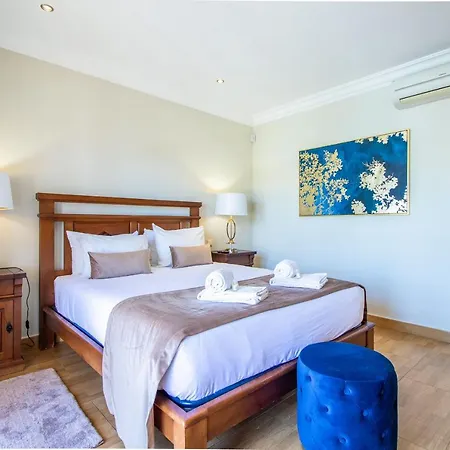 Villa Iris *