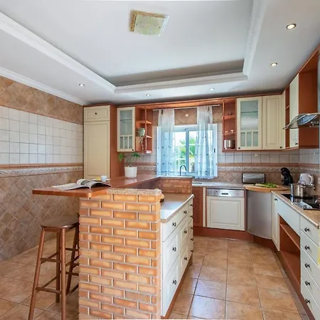 Villa Iris *