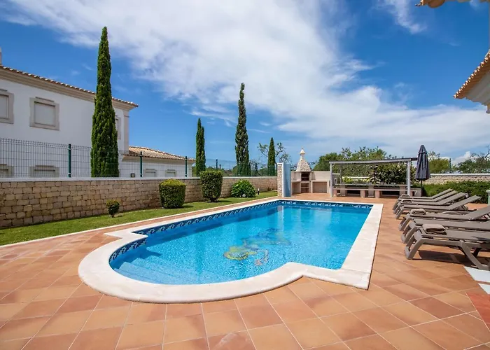 Villa Iris By Algarve Holidays Albufeira