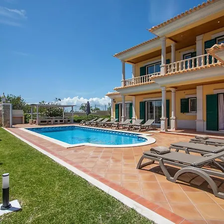 Villa Iris By Algarve Holidays *