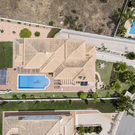 Villa Iris *